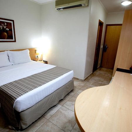Oitis Hotel Goiânia Rum bild