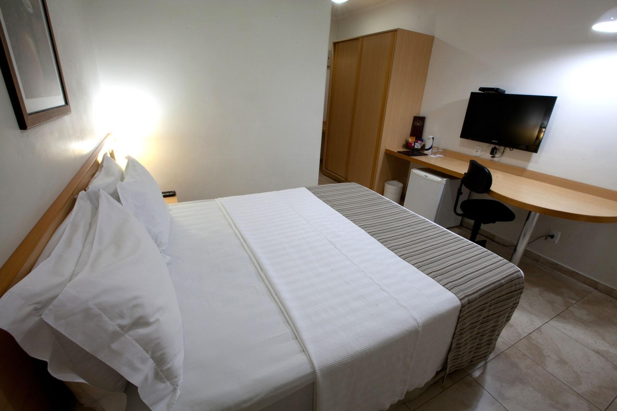 Oitis Hotel Goiânia Exteriör bild