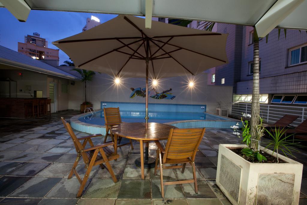 Oitis Hotel Goiânia Exteriör bild