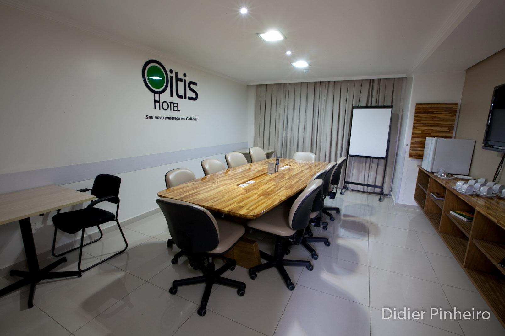 Oitis Hotel Goiânia Exteriör bild