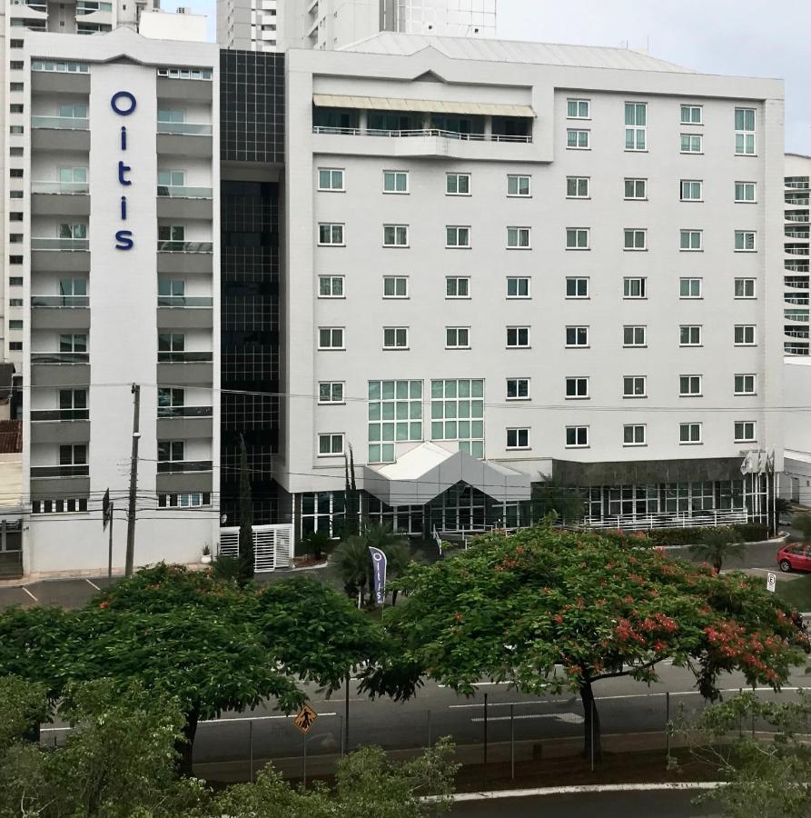 Oitis Hotel Goiânia Exteriör bild